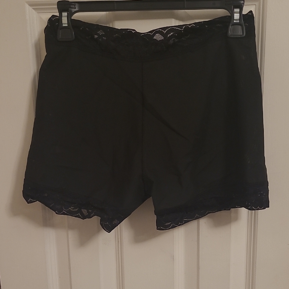 Women's Black Lace Trim Shapewear Butt Pad Shorts